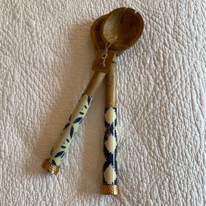 Mud pie salad servers